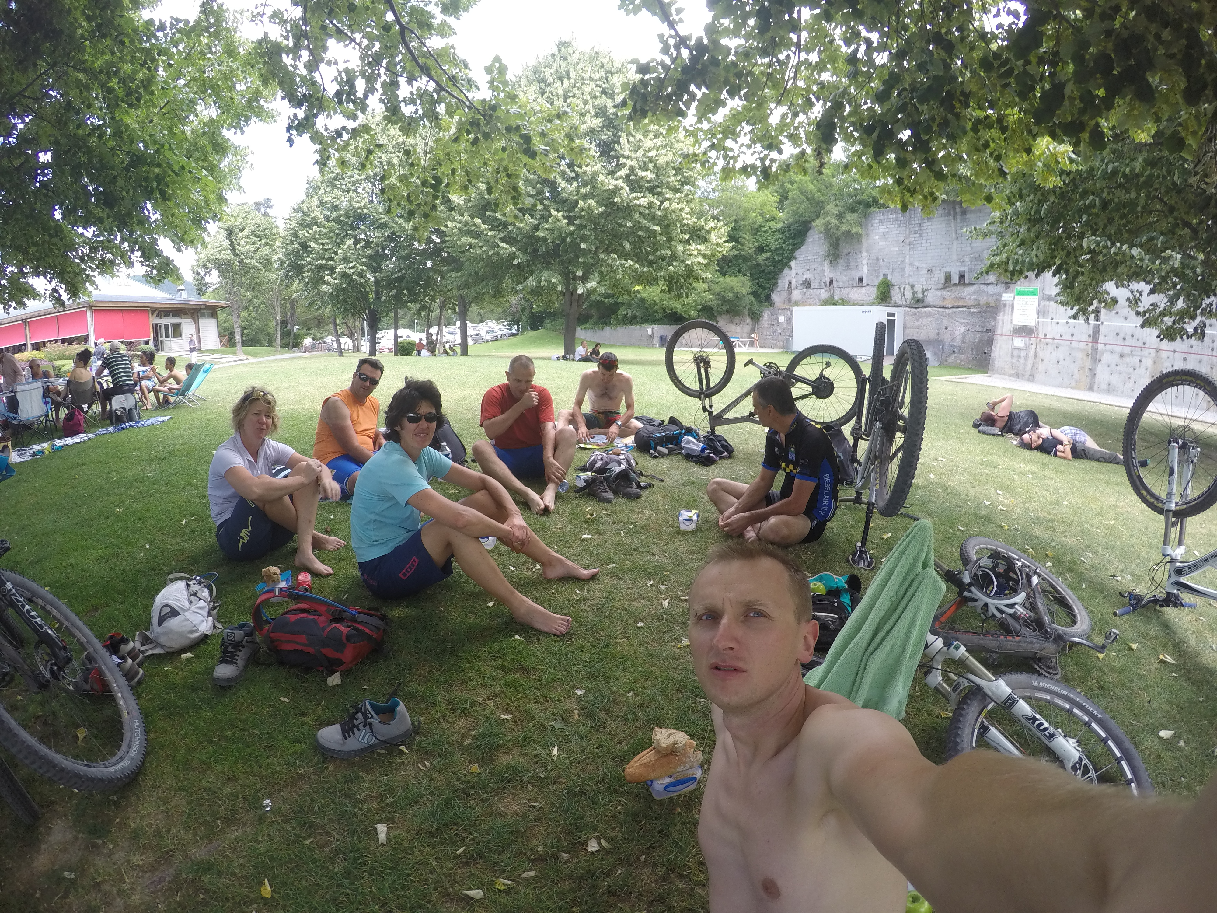 DCIM100GOPROGOPR2525.